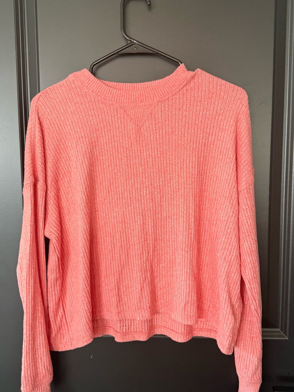American Eagle Outfitters Coral Ribbed Knit Pullover
